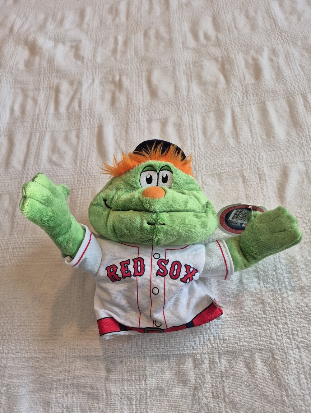 Boston Red Sox Wally the Green Monster hand puppet NEW